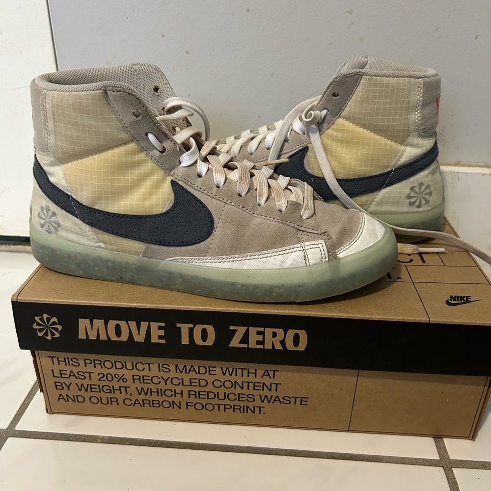 Blazers Mid 77’ Move to Zero